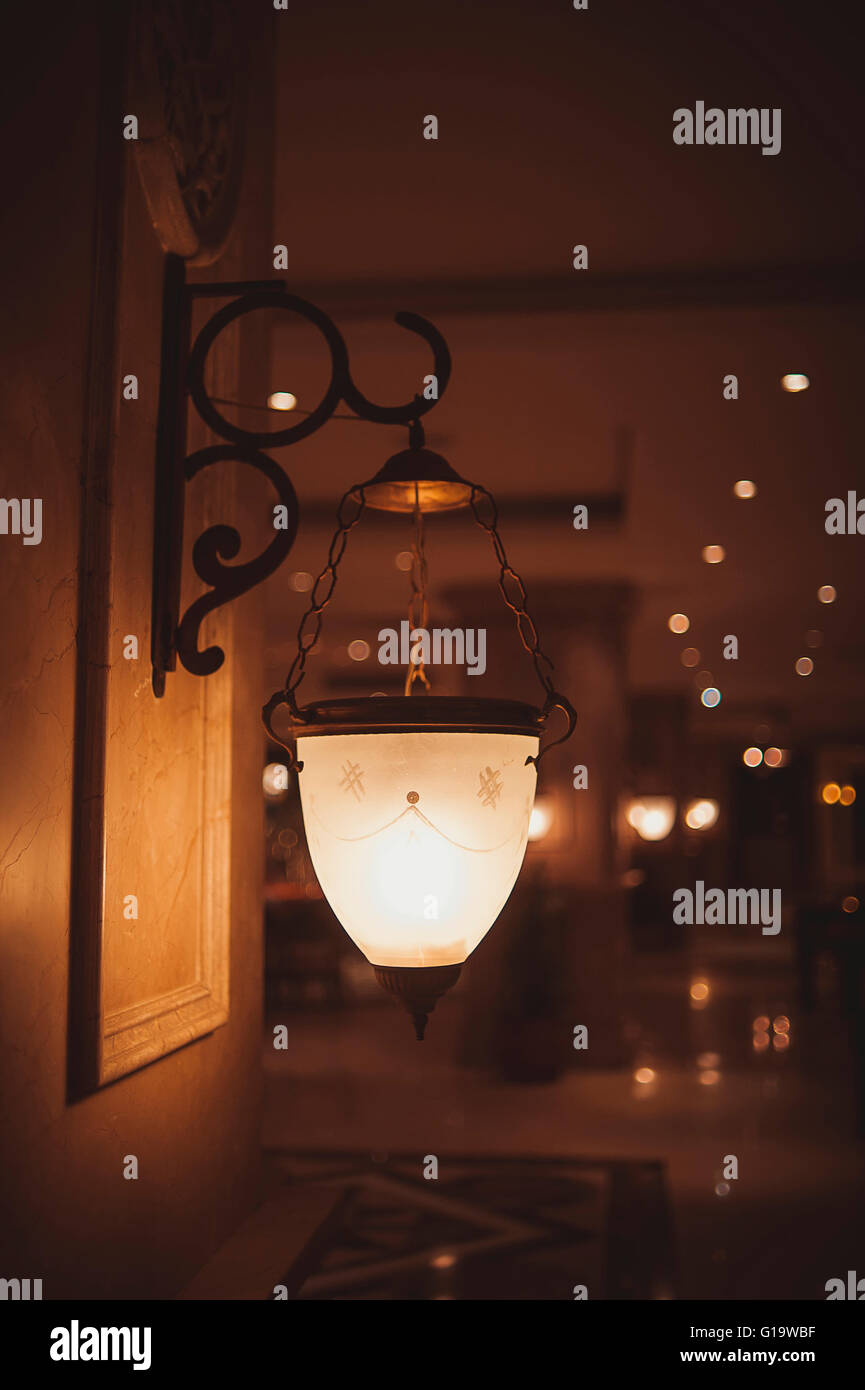 Lampe arabe éclairée Banque D'Images