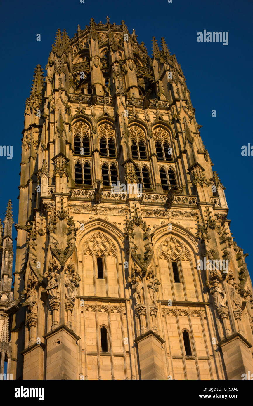 Au début du 16e siècle le beurre 'Tour' à face Ouest de la Cathédrale de Rouen, Haute-Normandie, France Banque D'Images