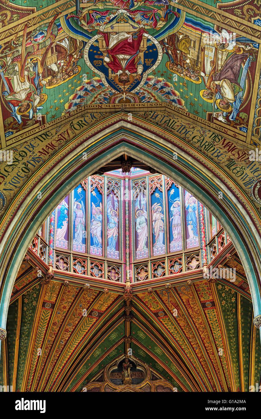 Cathédrale d'Ely tour octogonale peinte au plafond. Ely, Cambridgeshire, Angleterre. HDR Banque D'Images