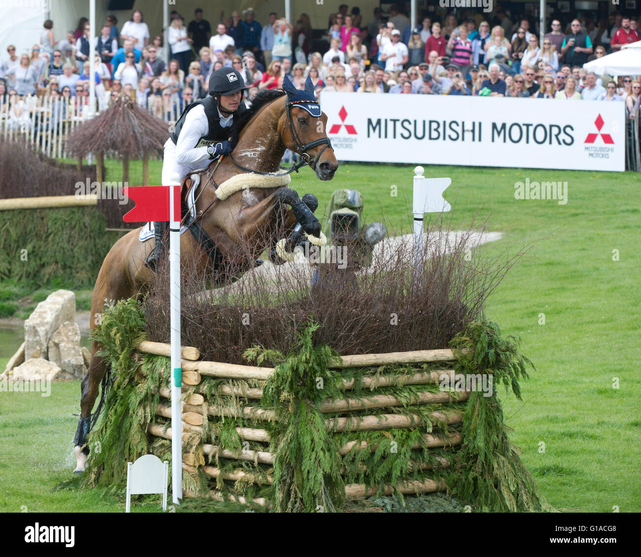 Mitsubishi Motors Badminton H/T C/C Jour 3 2016 Winner Michael Jung ( FRA ) sur la Biosthetique-Sam au cours de cross country Banque D'Images