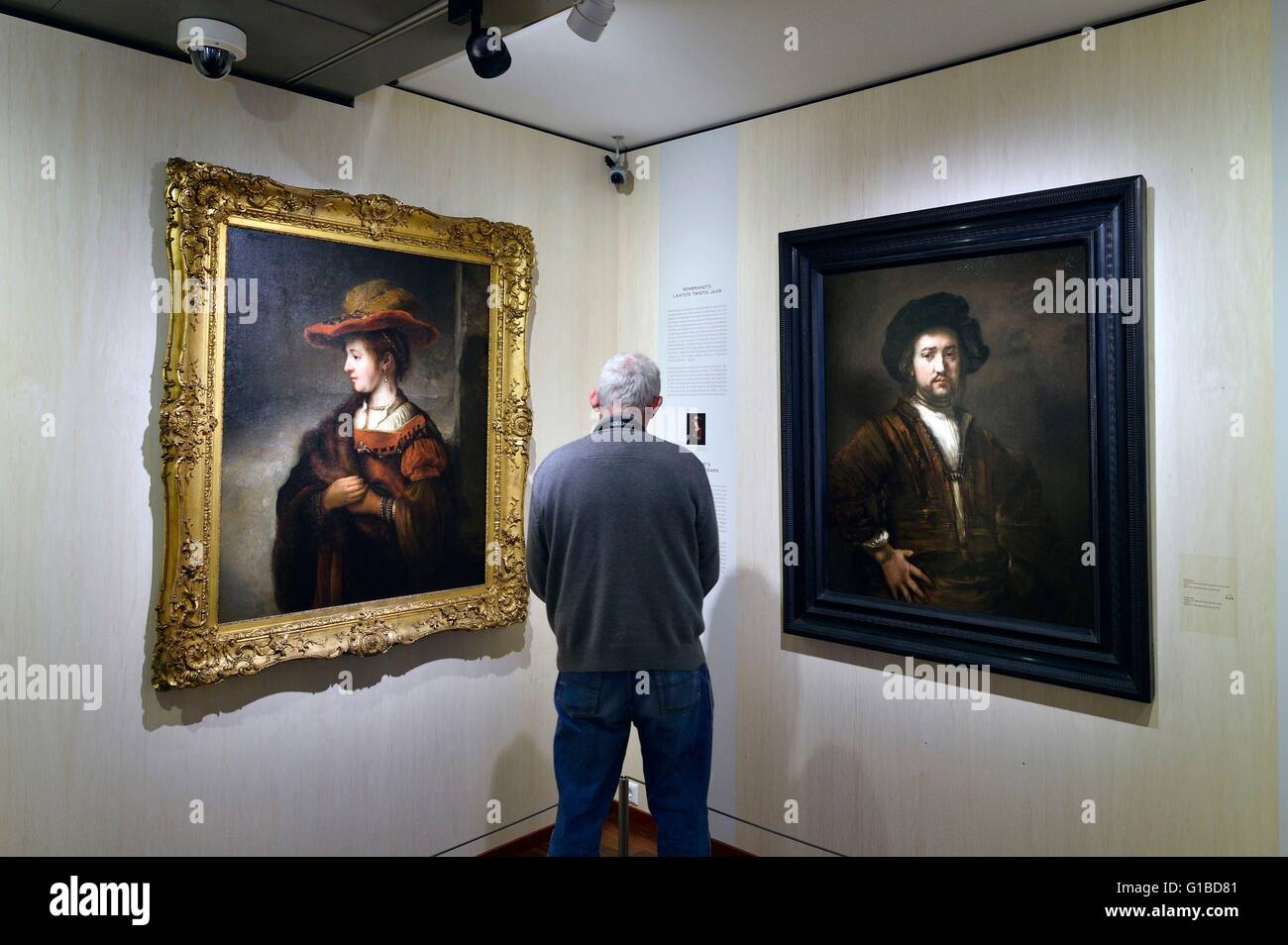 Pays-bas, le nord de la Hollande, Amsterdam, ancien quartier juif, la maison de Rembrandt (Rembrandt), Portrait de Saskia de profil, élève de Rembrandt anonyme en 1652 et Portrait of a Man with Arms Akimbo, Rembrandt, 1658 Banque D'Images