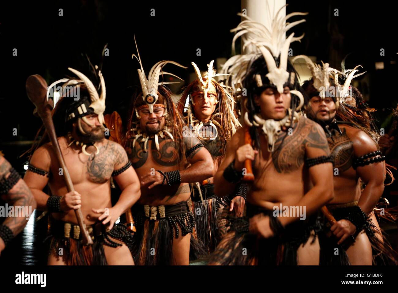 La France, la Polynésie française, l'archipel des îles du Vent, île de Tahiti, l'Hôtel Intercontinental, danses de nuit marquisien Banque D'Images