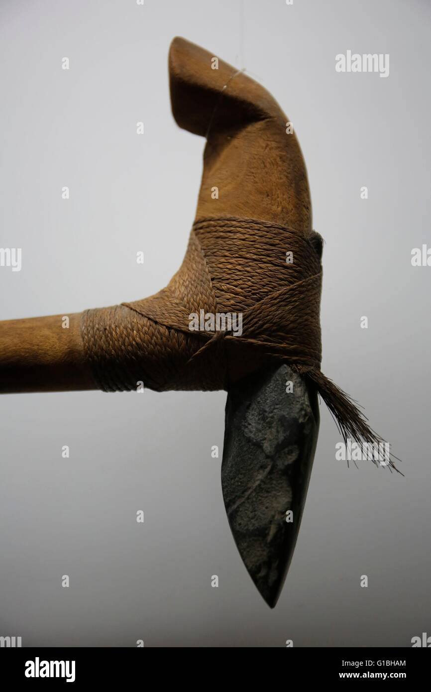 La France, la Polynésie française, l'archipel des îles du Vent, île de Tahiti, Tahiti et les îles Museum à Pointe des pecheurs, exposition d'art ancien artefact Banque D'Images