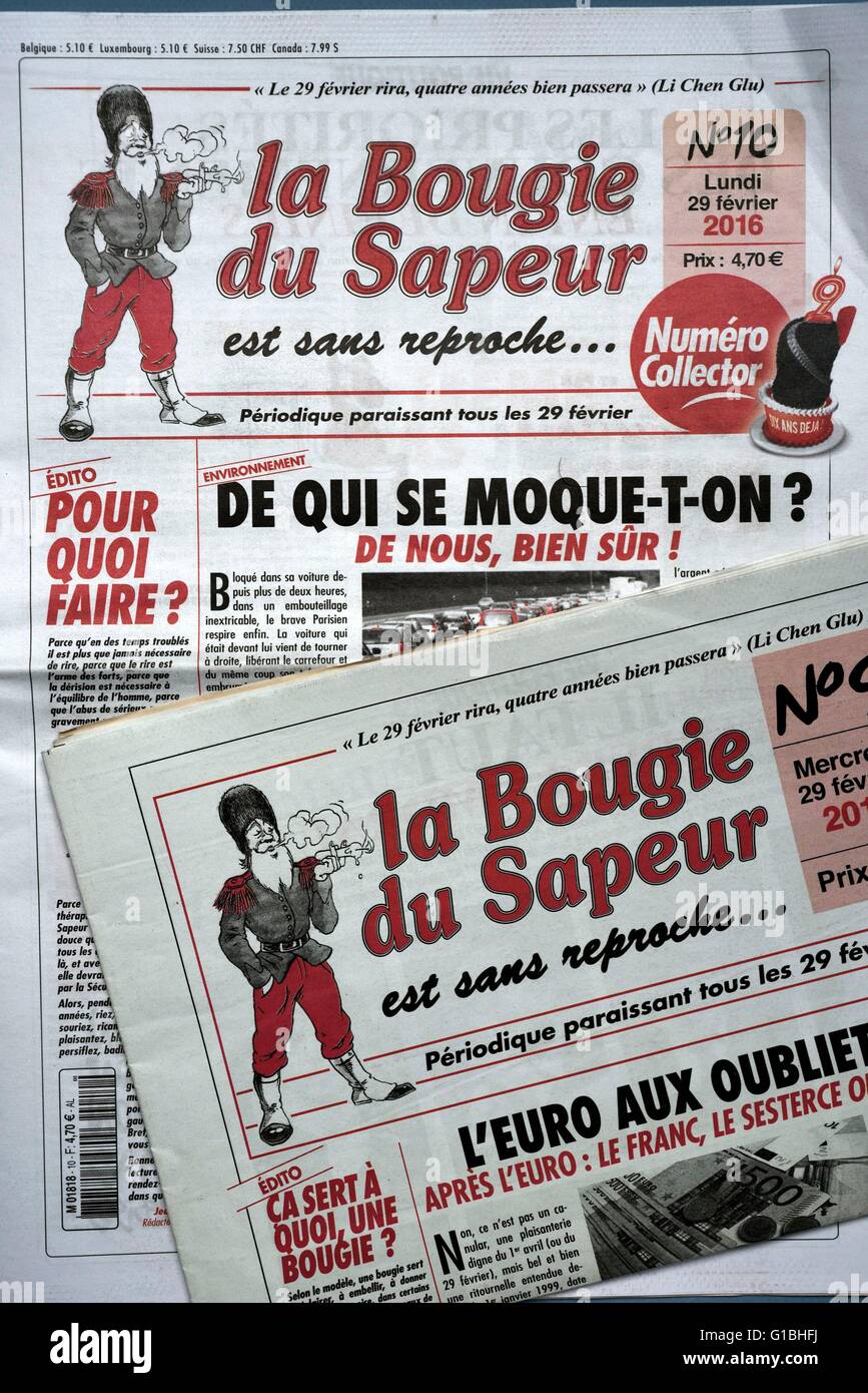 En France, la Haute Saône, Lure, la bougie du sapeur, périodique publié  tous les 29 février, l'anniversaire de Sapeur Camenber, éditions 2012 et  2016 Photo Stock - Alamy