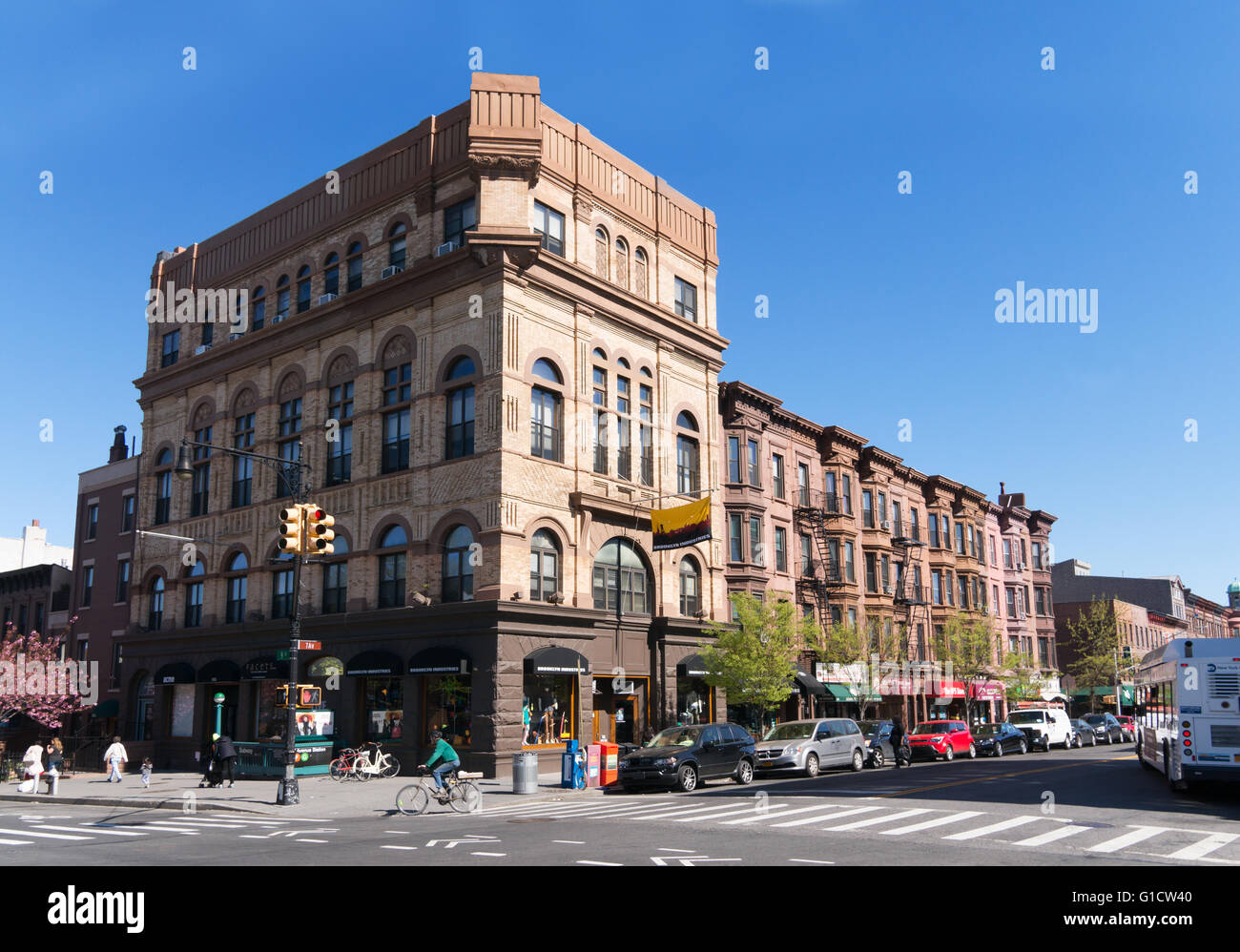328 7e Avenue à l'angle de 9th Street Brooklyn Industries Building, New York, USA Banque D'Images