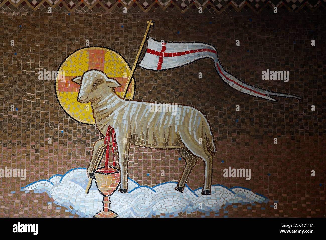 Saint Michel et Saint George Coptic Church, Villejuif. Mosaïque : Agnus Dei. La France. Banque D'Images