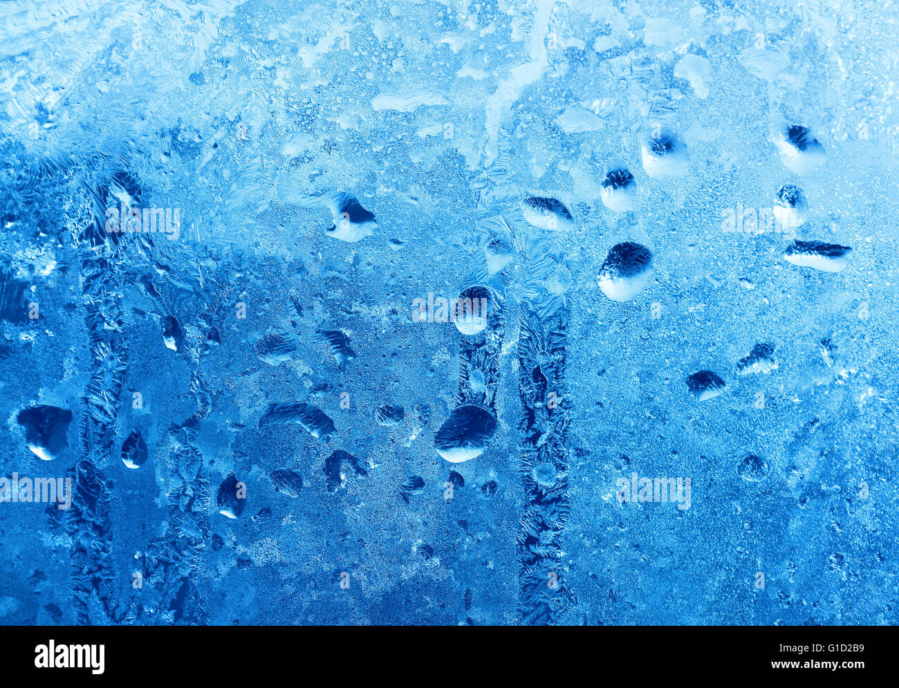 Close up de gouttes d'eau sur verre d'hiver Banque D'Images