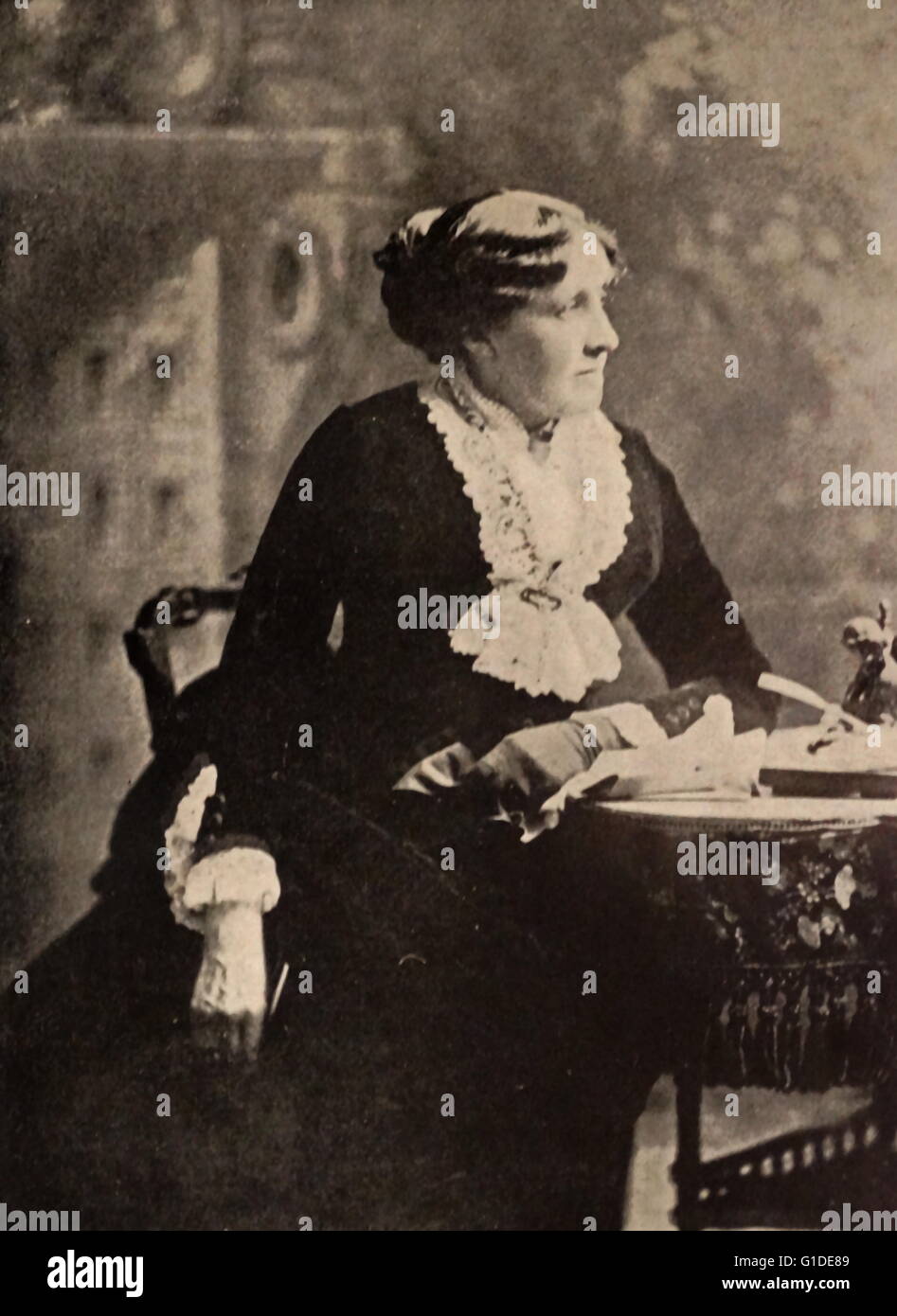 Portrait photographique de Louisa May Alcott (1832-1888), un écrivain américain. En date du 19e siècle Banque D'Images
