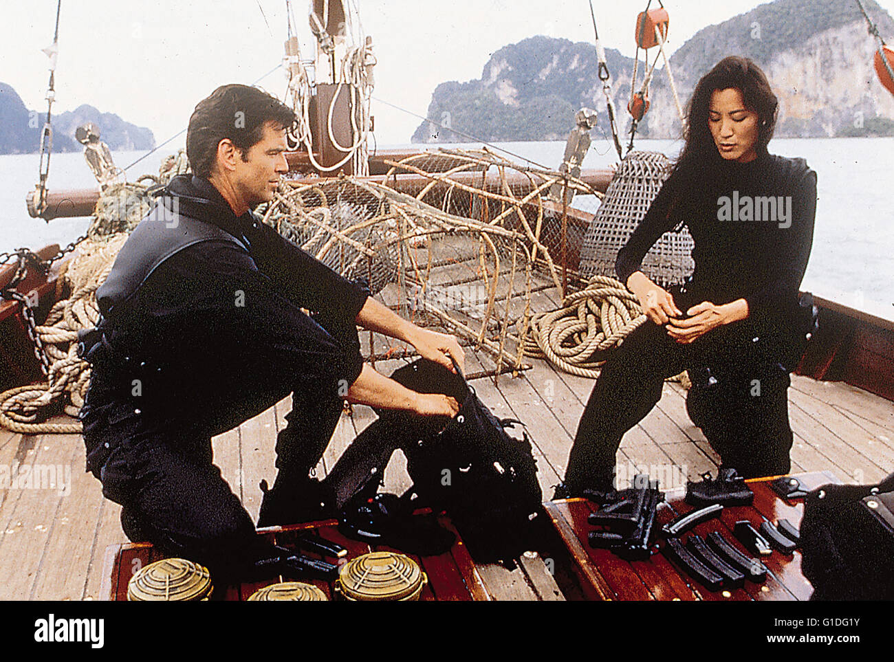 Morgen stirbt nie, Der / Pierce Brosnan / Michelle Yeoh, Banque D'Images