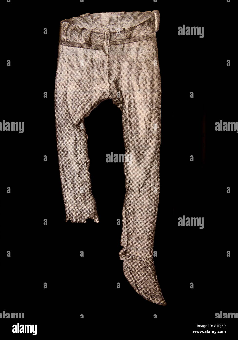 Pantalon Saxon fabriqués à partir de mousse de tourbe. Les Saxons étaient une confédération de tribus germaniques qui se sont installés dans de grandes parties de la Grande-Bretagne au début du Moyen Age 5e siècle AD. Banque D'Images