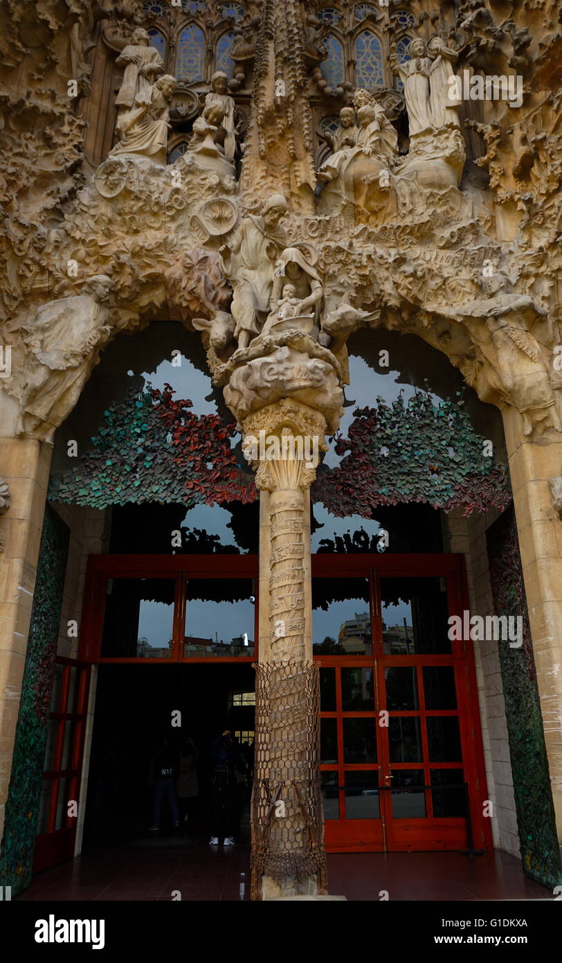 Détails de l'extérieur de la Temple Expiatori Basílica je de la Sagrada Família, une église catholique romaine de Barcelone, conçu par l'architecte espagnol Antoni Gaudí (1852-1926). En date du 21e siècle Banque D'Images