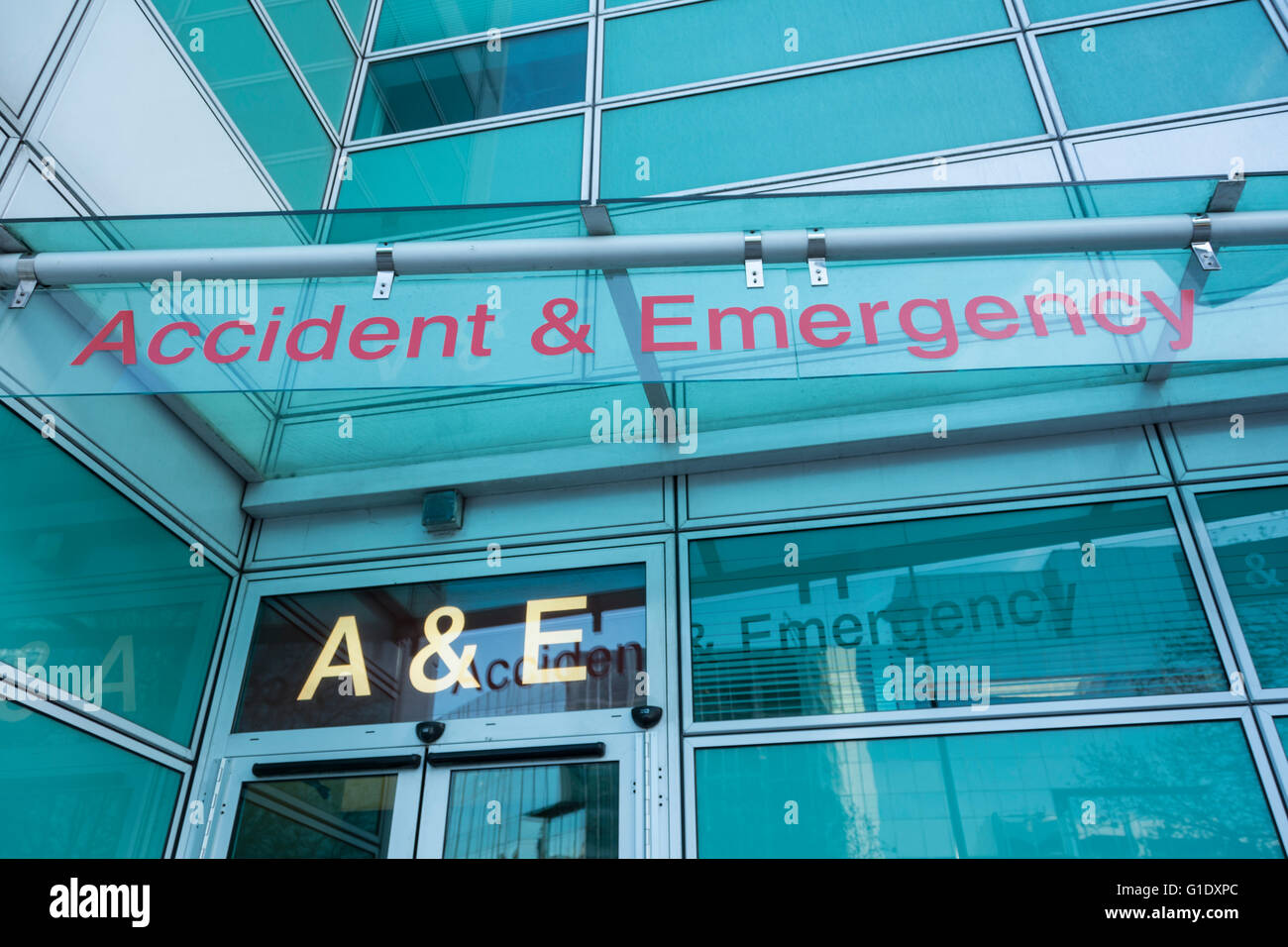 Entrée d'urgence ou d'accident à l'University College Hospital, Londres, Royaume-Uni Banque D'Images