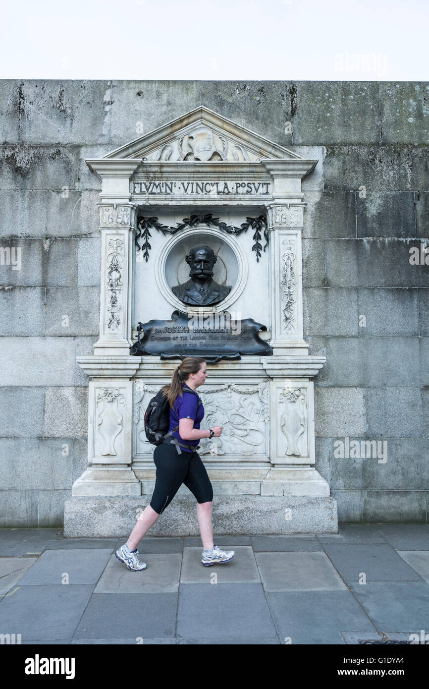 Statue de Sir Joseph Bazalgette sur l'Embankment, London, UK Banque D'Images