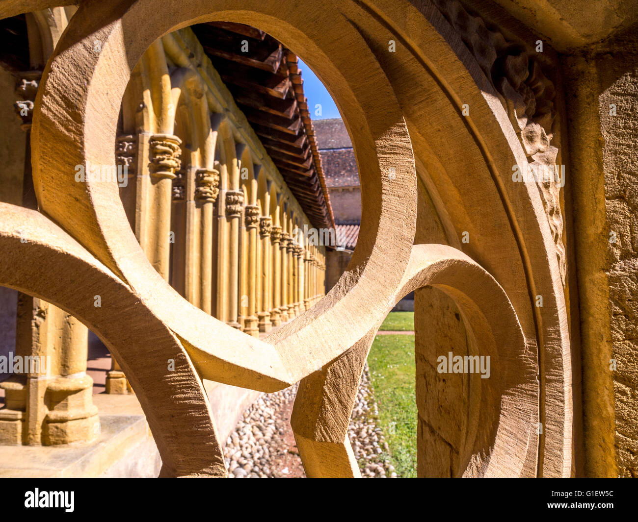 Cloître du couvent des Cordeliers. Charlieu. Brionnais. Loire. France Banque D'Images