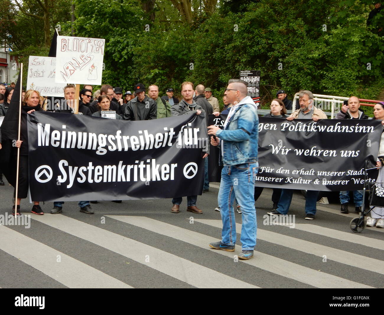 Manifestation à Bonn-Bad Godesberg, en raison de la mort d'un garçon de 17 ans Banque D'Images
