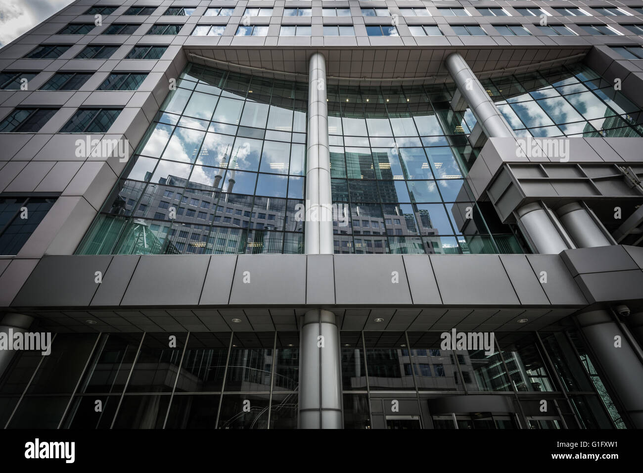Bâtiment moderne dans le quartier financier de Toronto, Ontario. Banque D'Images