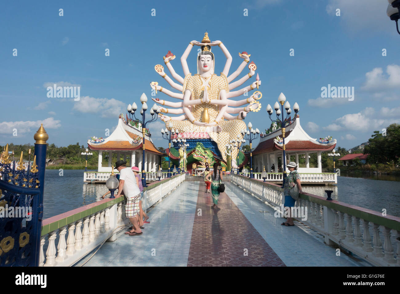 Déesse Avalokiteśvara, temple Wat Plai Laem Wat Laem Suwannaram temple à Ban Bo Phut, Ko Samui, Thaïlande, Asie Banque D'Images