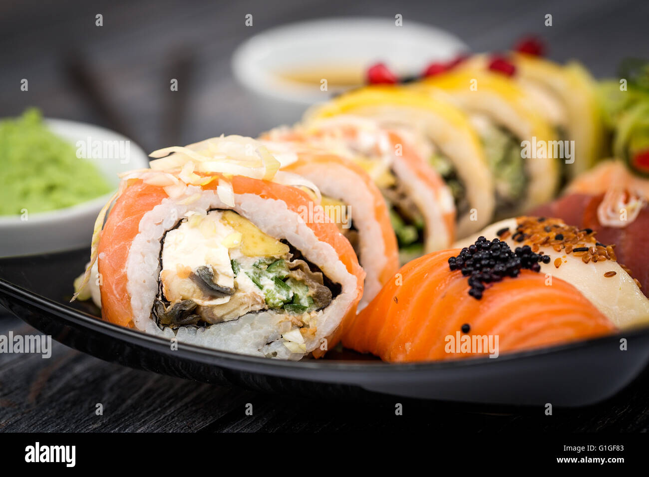 Sushi roll matières makki aliments frais Fruits de mer susi - image Banque D'Images