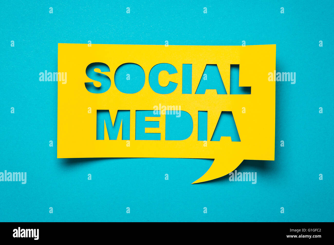 Discours de la bulle avec de l'expression "social media" dans le document. Banque D'Images