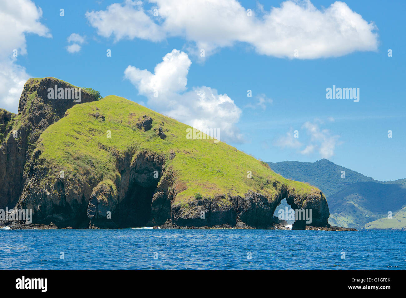 Passage de la mer Batubilah Island le Parc National de Komodo en Indonésie Banque D'Images