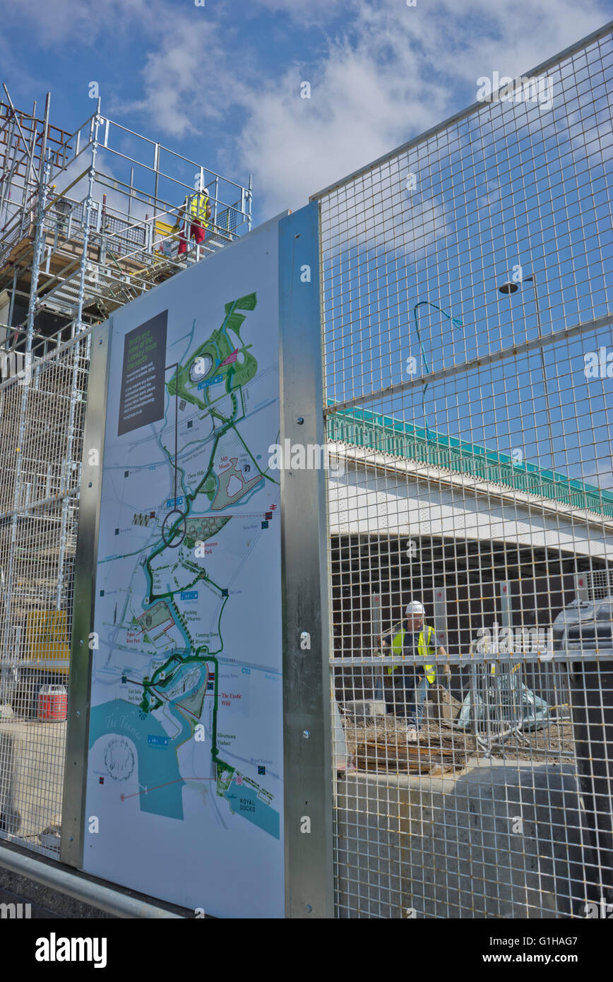 La restauration du pont de la rivière Lea près du Parc olympique et Bromley, ni par l'arc dans l'Est de Londres. UK Banque D'Images