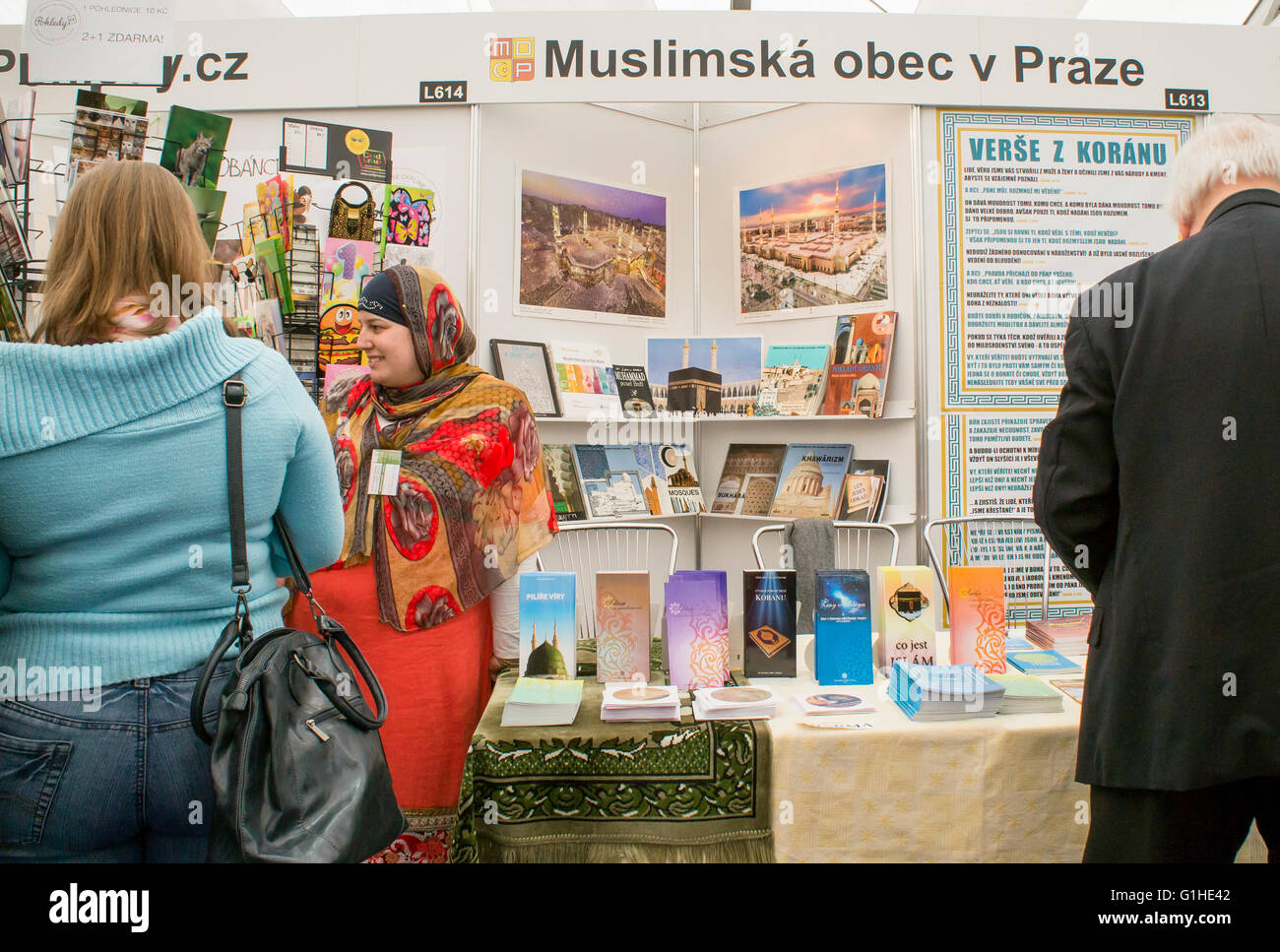 Livre World Prague 2016 Prague, communauté musulmane stand Banque D'Images