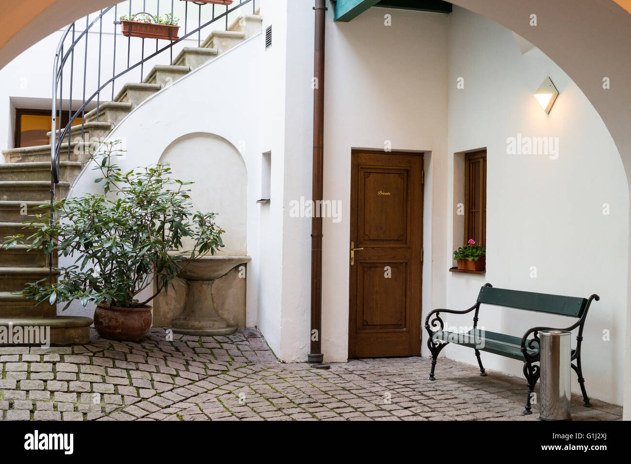 Hôtel et restaurant U Zlate Studne, Mala Strana, Prague, République Tchèque Banque D'Images