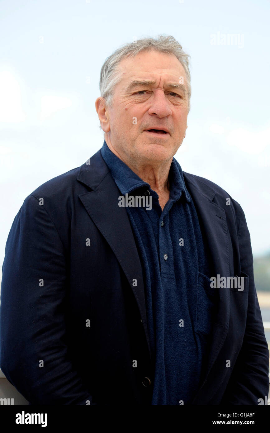 Cannes, France. 16 mai, 2016. Robert De Niro Photocall pour les mains de Pierre au Festivel de Cannes 16 Mai 2016 Crédit : Peter Phillips/Alamy Live News Banque D'Images