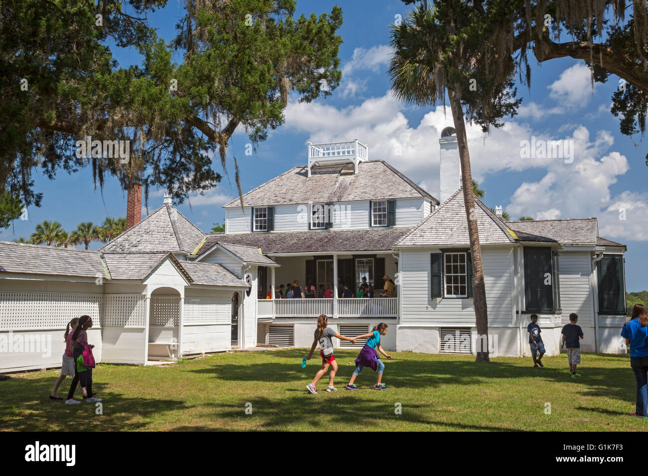 Jacksonville, Floride - les enfants de l'école visitez le Kingsley Plantation, où les esclaves ont grandi en coton Sea Island de 1814 à 1865. Banque D'Images