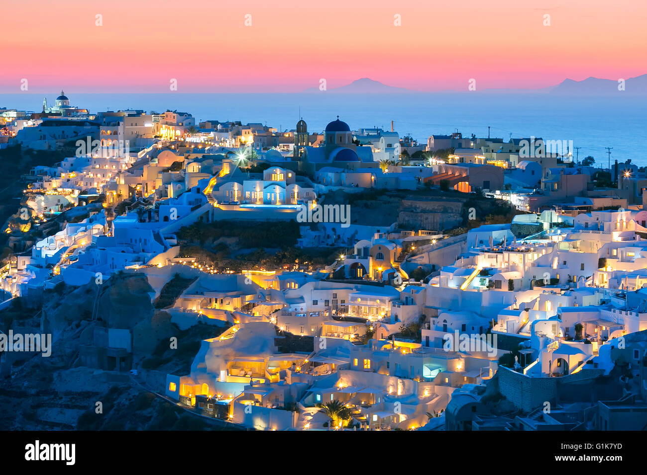 Au Coucher Du Soleil Oia Santorini Gr ce Photo Stock Alamy Au Coucher Du Soleil Oia Santorini Gr ce Photo Stock Alamy