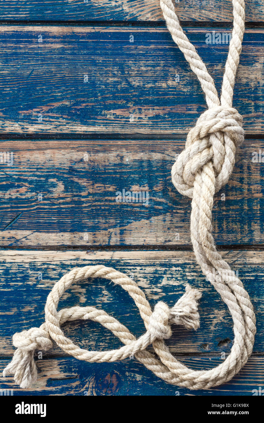 Sur fond de bois de corde marine Photo Stock - Alamy