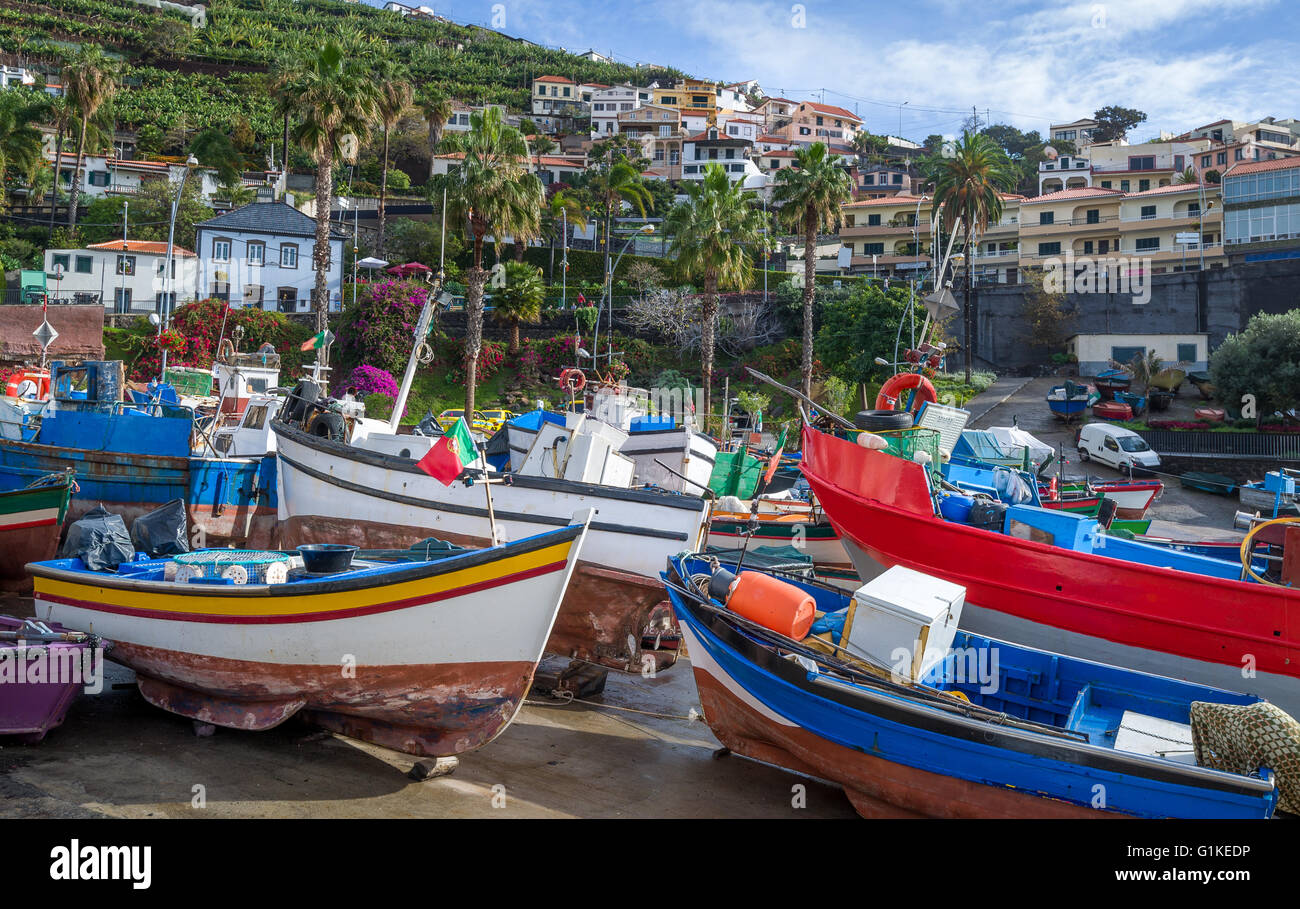 Vieux bateaux de pêche de Camara de Lobos village Banque D'Images