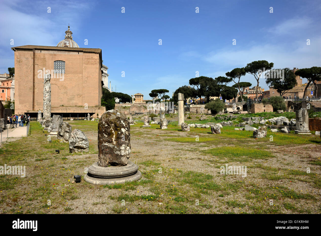 L'Italie, Rome, Forum Romain, la basilique aemilia Banque D'Images
