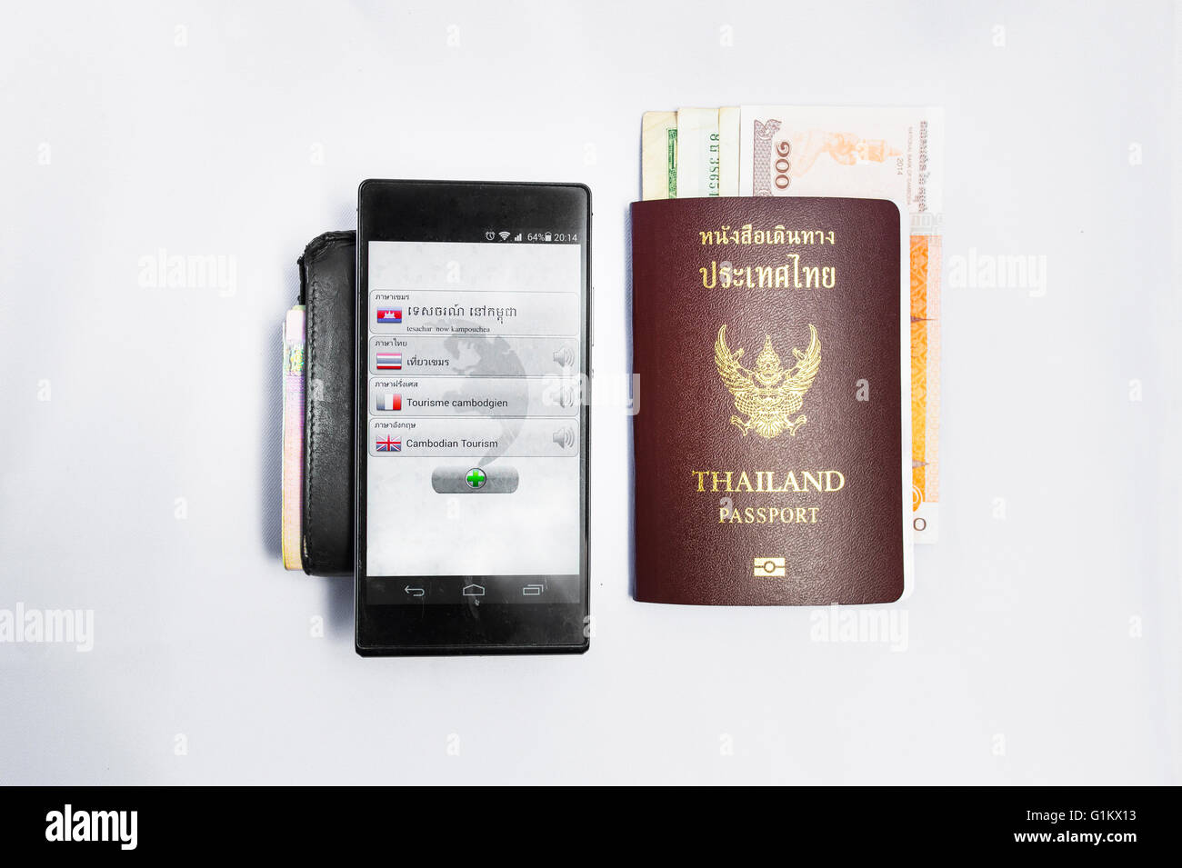 Translate Smartphone au Cambodge voyage Passeport & Banque D'Images