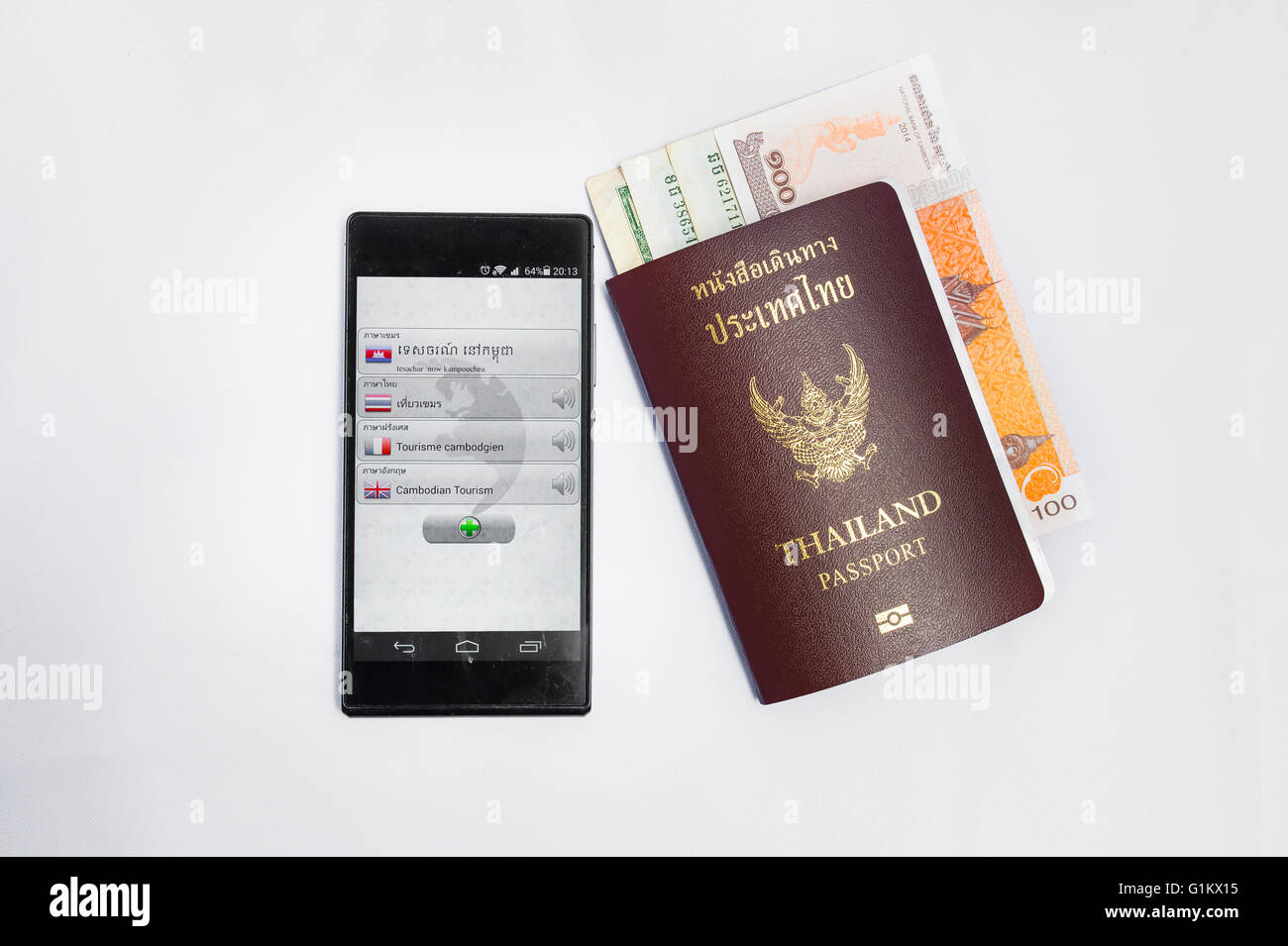 Translate Smartphone au Cambodge voyage Passeport & Banque D'Images