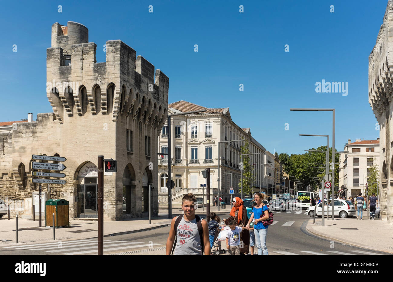 Porte de la République, Avignon, Vaucluse, Provence-Alpes-Côte d'Azur,  France Photo Stock - Alamy