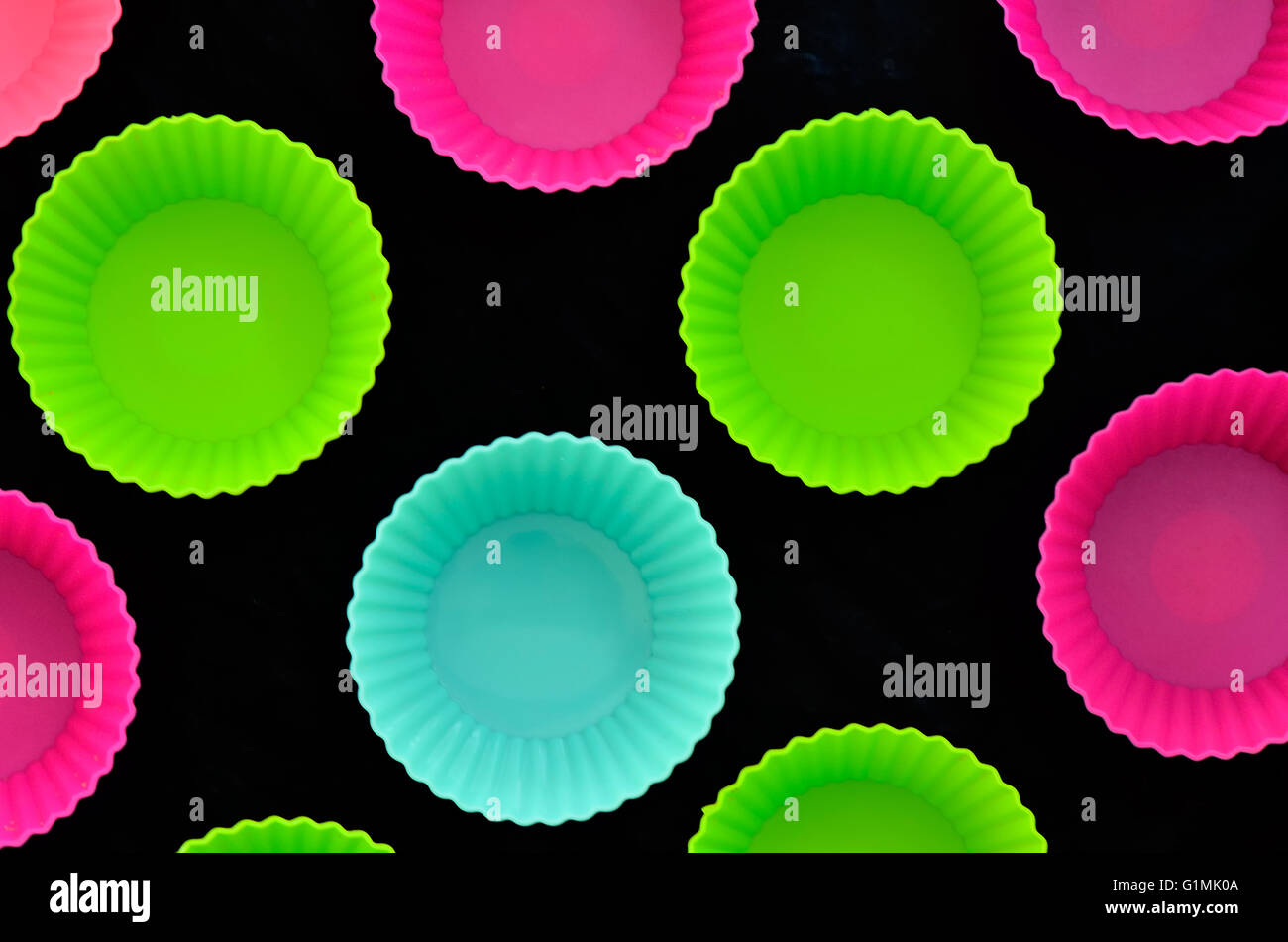 Coupelle en silicone muffins colorés Banque D'Images