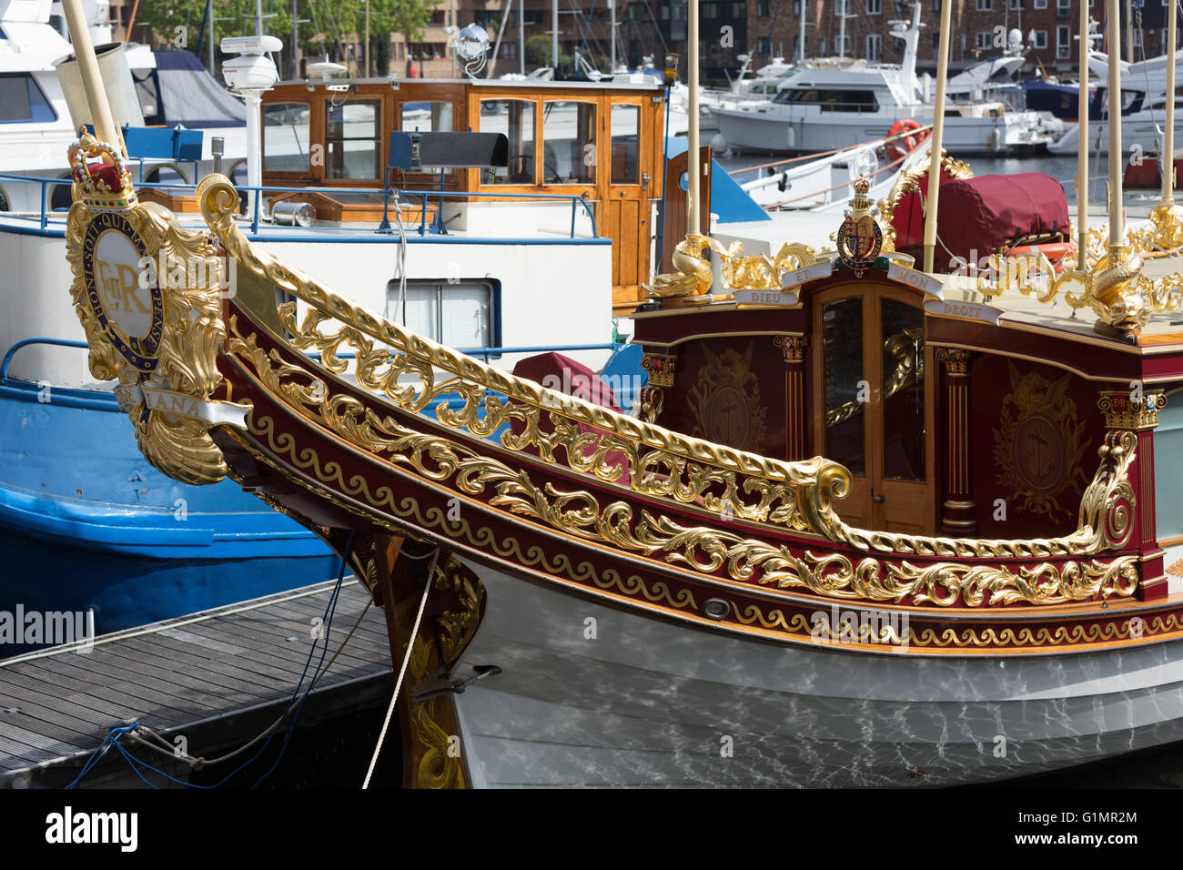 La Gloriana amarré à St Katharine Docks Banque D'Images
