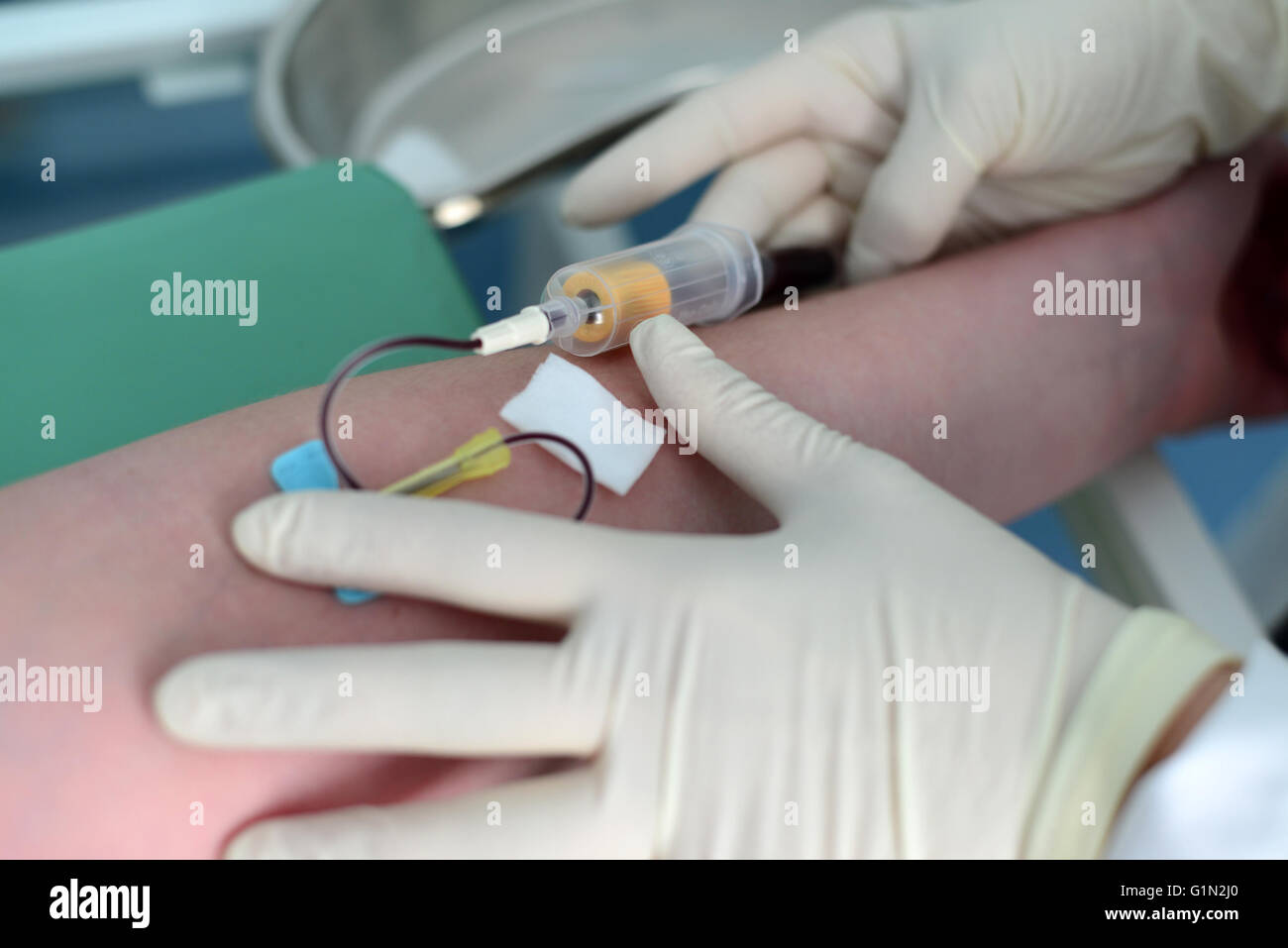 Échantillon de sang d'une veine de enfant Banque D'Images