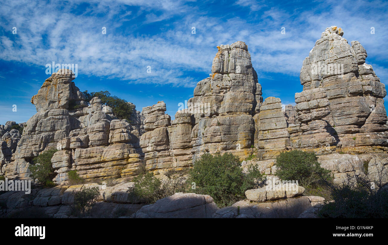 El Torcal, la province de Malaga, Andalousie, Espagne du sud. El Torcal de Antequera est célèbre pour ses formations rocheuses karstiques. Banque D'Images