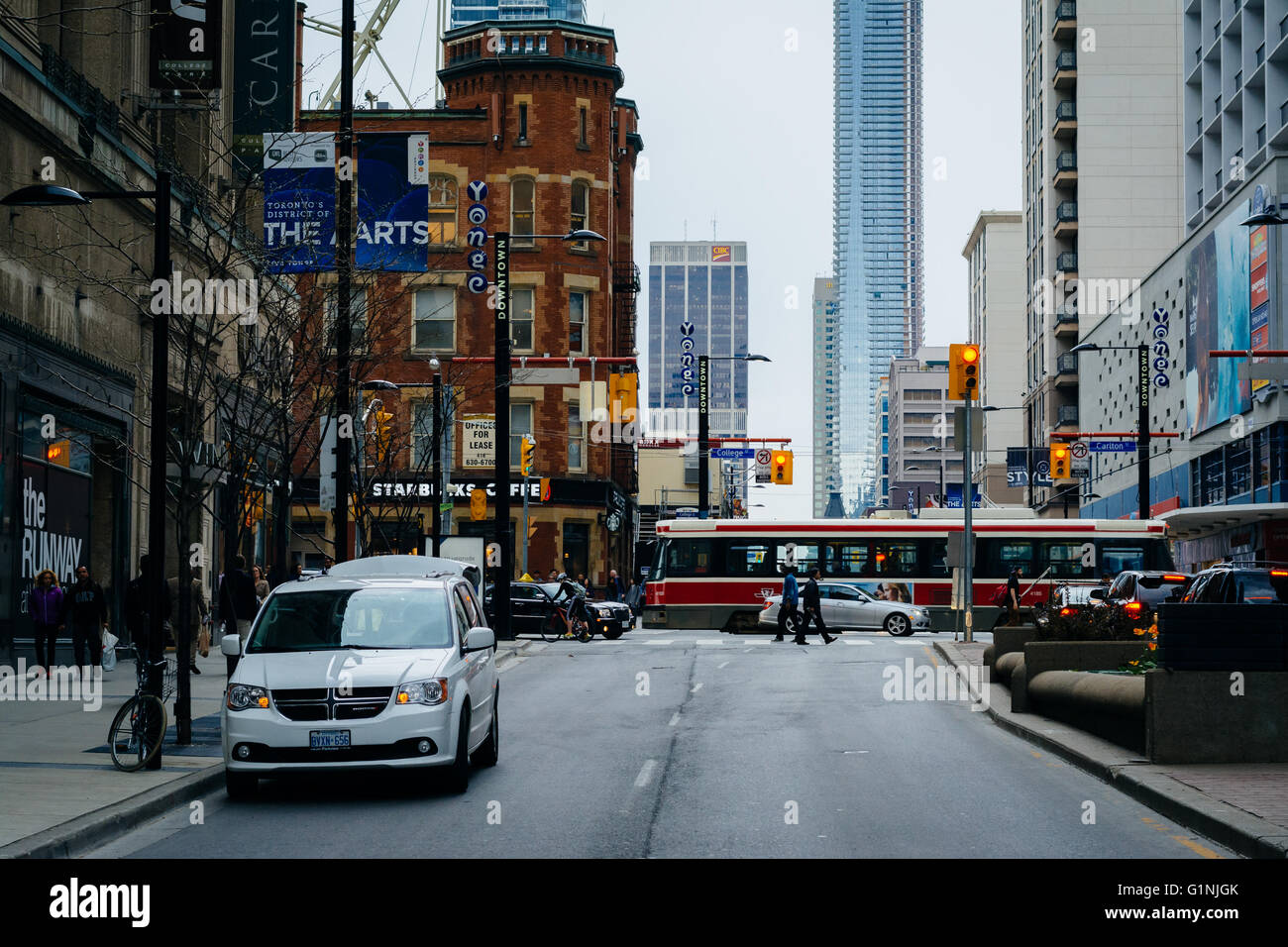 Yonge Street, au centre-ville de Toronto, Ontario. Banque D'Images
