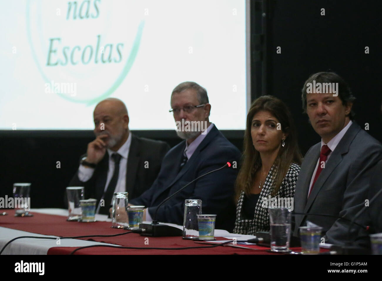 SAO PAULO, BRÉSIL - 18/05/2016 : OUVERTURE DU PROGRAMME DE PAIX DANS LES ÉCOLES - Ouverture de la paix dans les écoles ce mercredi, la présence du maire Fernando Haddad et la Première Dame Ana Estela Haddad. Le programme vise à développer une politique de surmonter et de résolution des conflits et de la violence dans les unités du réseau municipal de l'éducation. (Photo : Jales Valquer FotoArena /) Banque D'Images