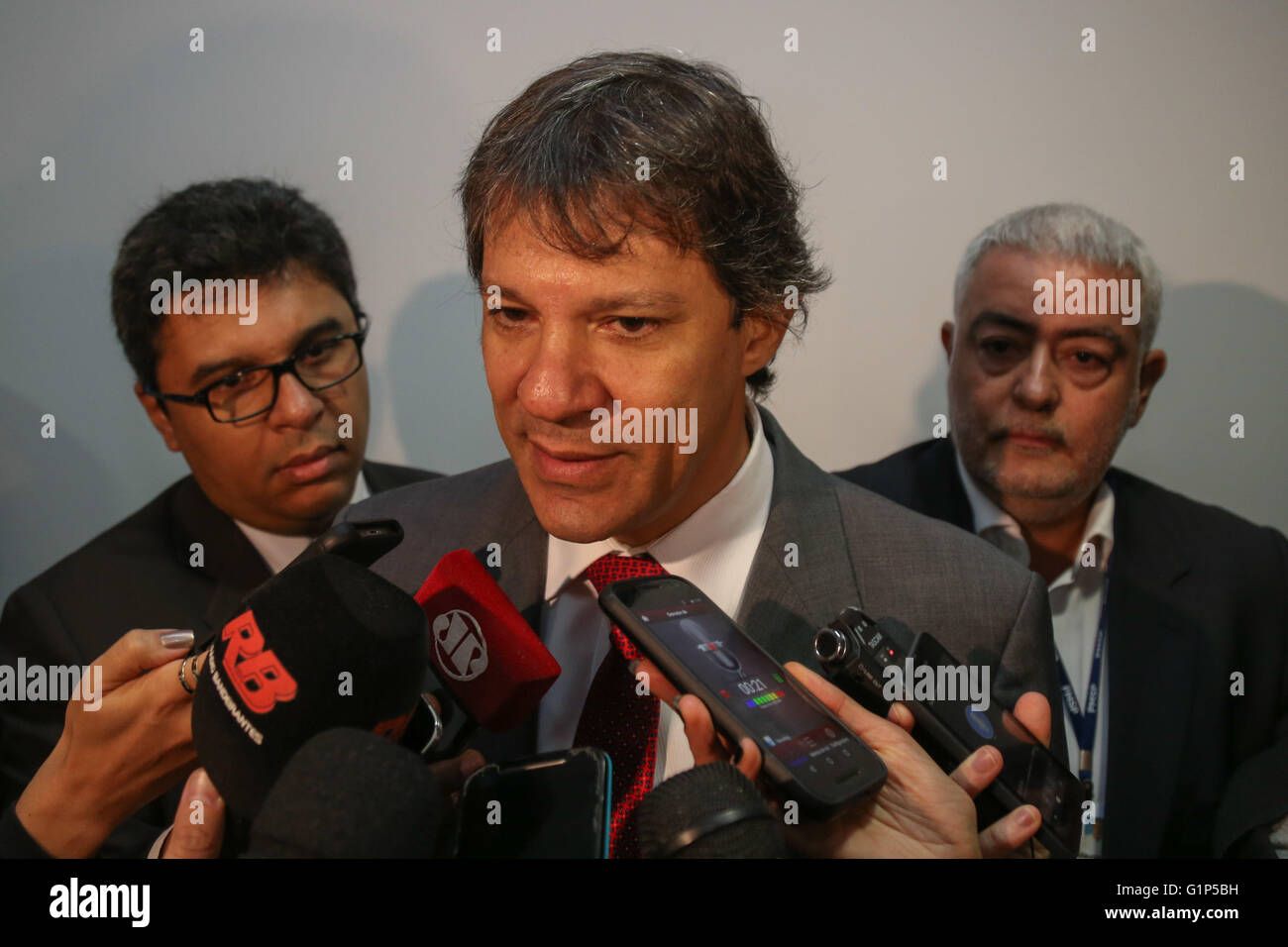 SAO PAULO, BRÉSIL - 18/05/2016 : OUVERTURE DU PROGRAMME DE PAIX DANS LES ÉCOLES - Ouverture de la paix dans les écoles ce mercredi, la présence du maire Fernando Haddad et la Première Dame Ana Estela Haddad. Le programme vise à développer une politique de surmonter et de résolution des conflits et de la violence dans les unités du réseau municipal de l'éducation. (Photo : Jales Valquer FotoArena /) Banque D'Images