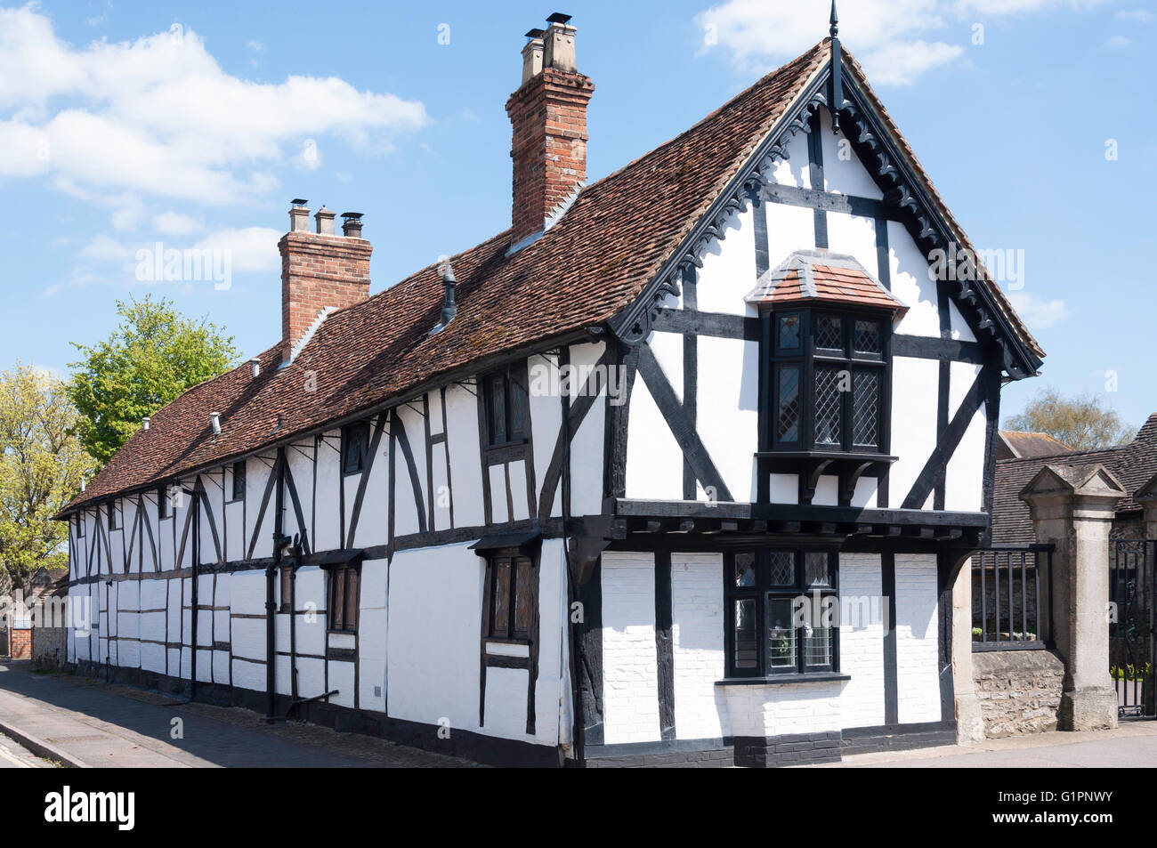 À pans de bois de la période hospices, Church Road, Thame, Oxfordshire, Angleterre, Royaume-Uni Banque D'Images