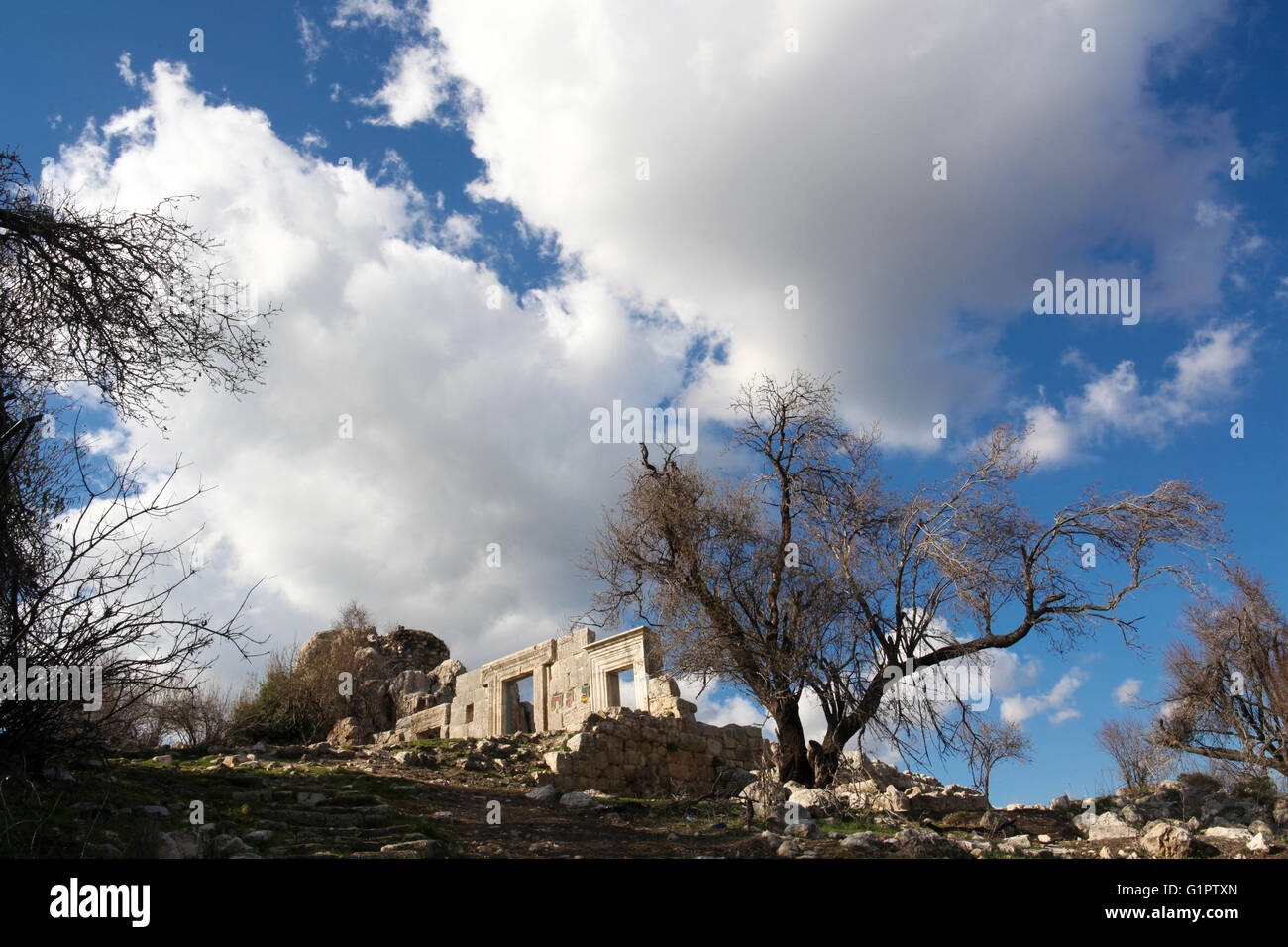 Ruines archéologiques négligés. Photographié en Israël Banque D'Images