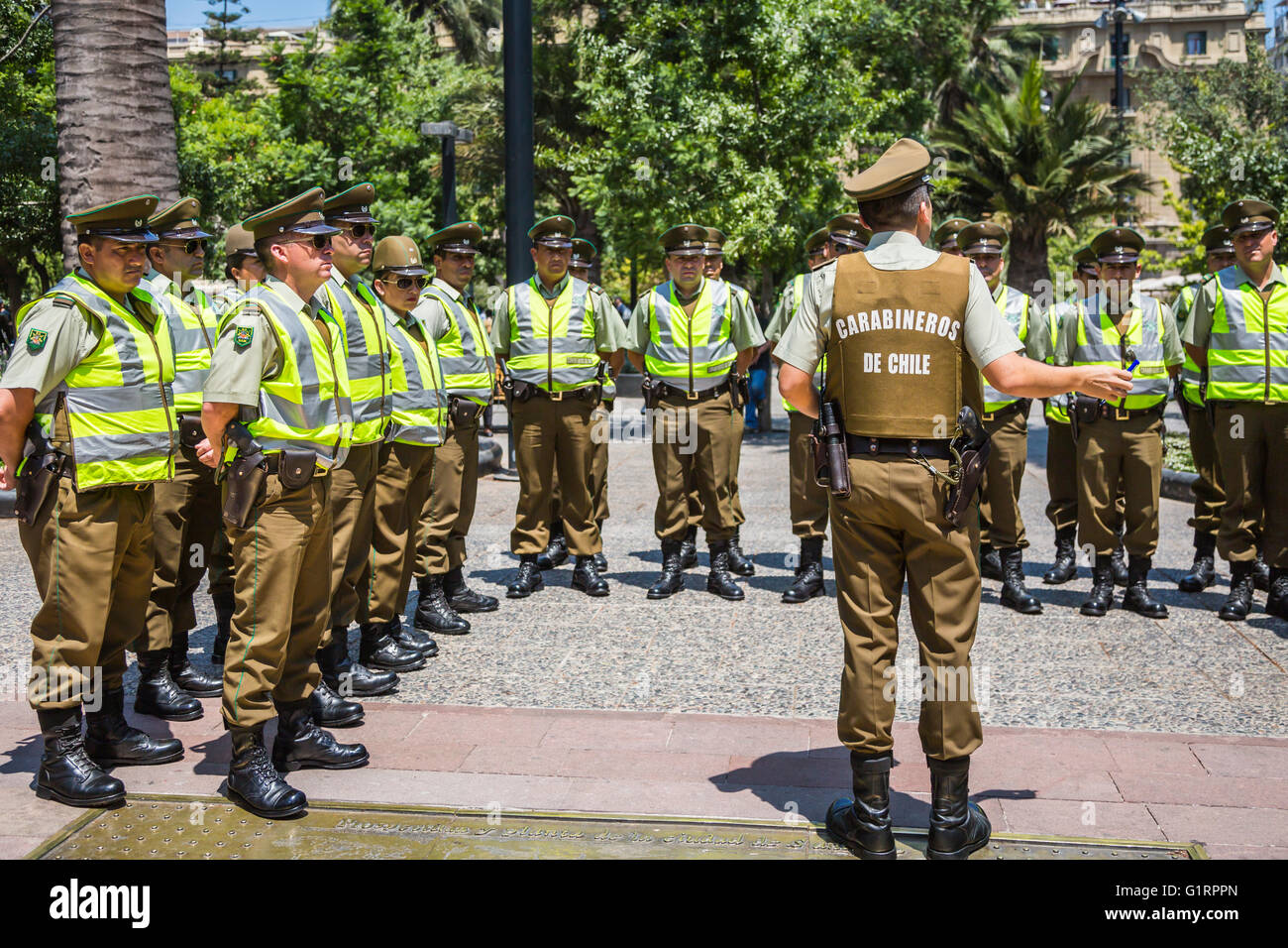 Les forces de sécurité chiliennes événement de formation à la Plaza de Armas à Santiago, Chili, Amérique du Sud. Banque D'Images