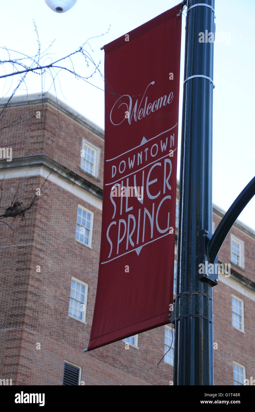 Bienvenue à Silver Spring s'accroche sur un poteau Banque D'Images