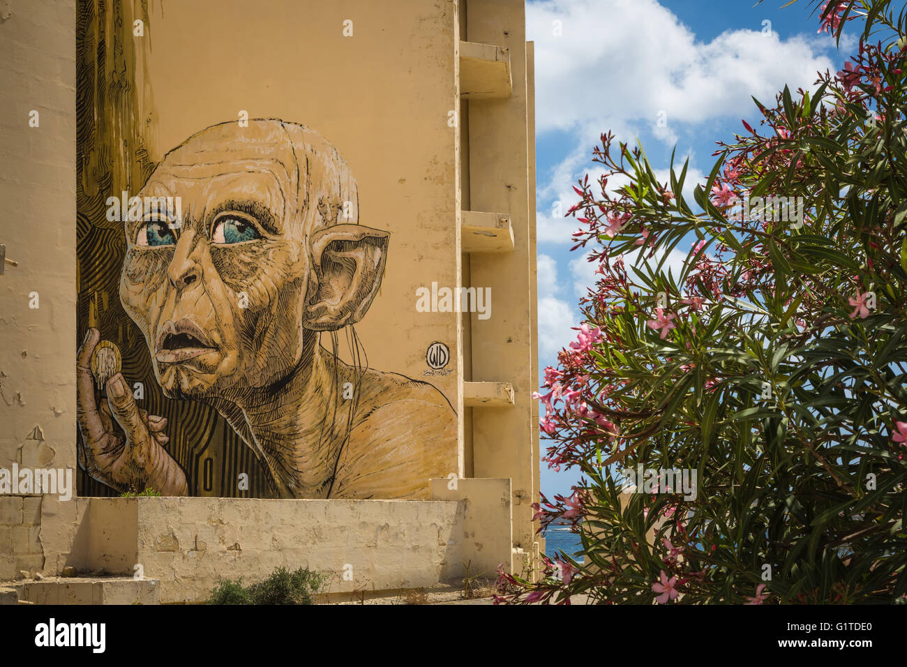 Marsaskala, Malte - 03 mai 2016 : portrait de gollum du seigneur des anneaux histoire fantastique. graffiti sur un bâtiment en constru Banque D'Images
