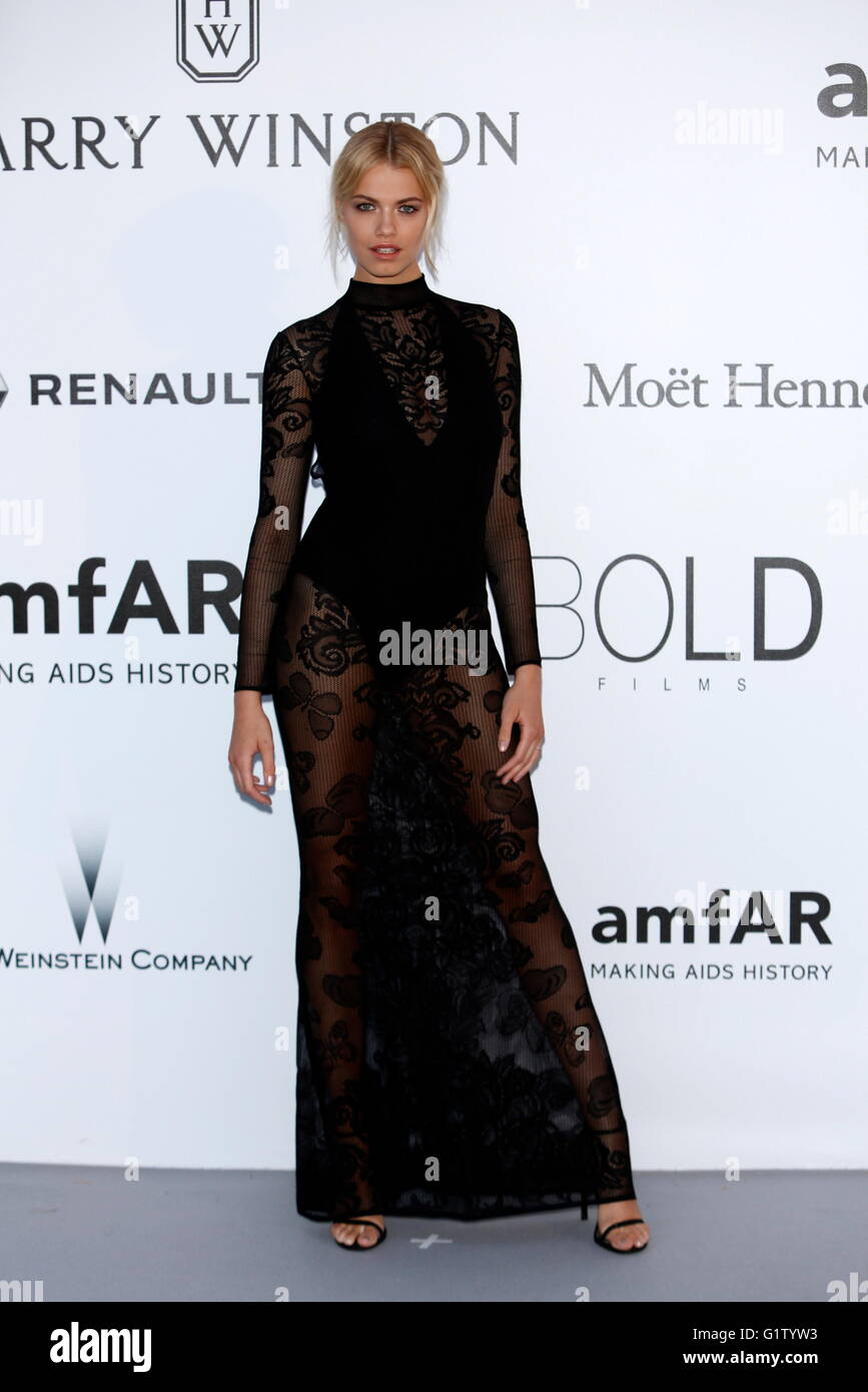 Stella Maxwell assiste à l'amfAR's Cinema Against Aids gala annuel lors de la 69 e édition du Festival de Cannes à l'Hôtel du Cap-Eden-Roc à Antibes, France, le 19 mai 2016. Photo : Hubert Boesl Banque D'Images