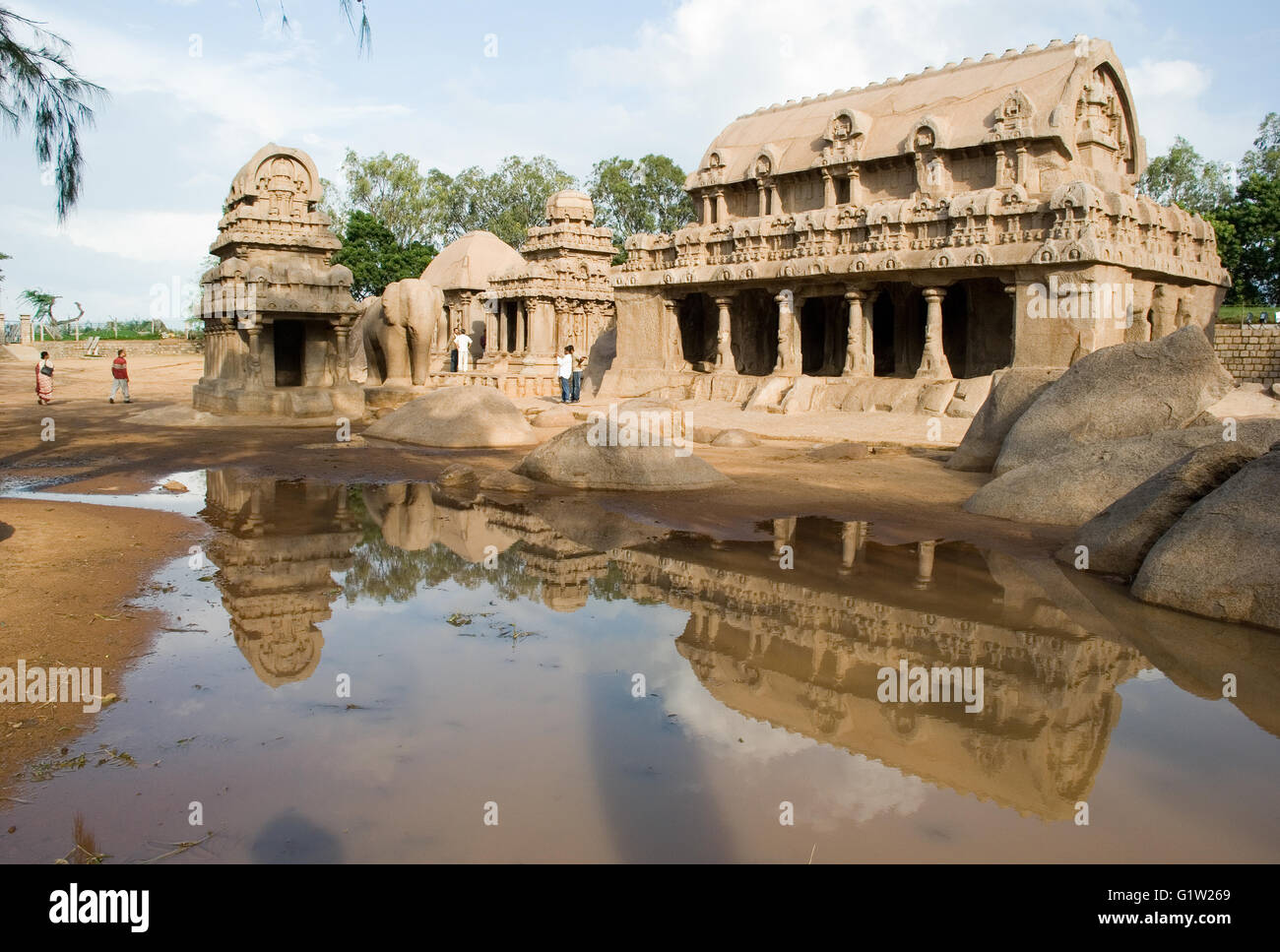 Cinq Rathas, près de Shore Temple, Mahabalipuram, près de Chennai, Tamil Nadu, Inde Banque D'Images